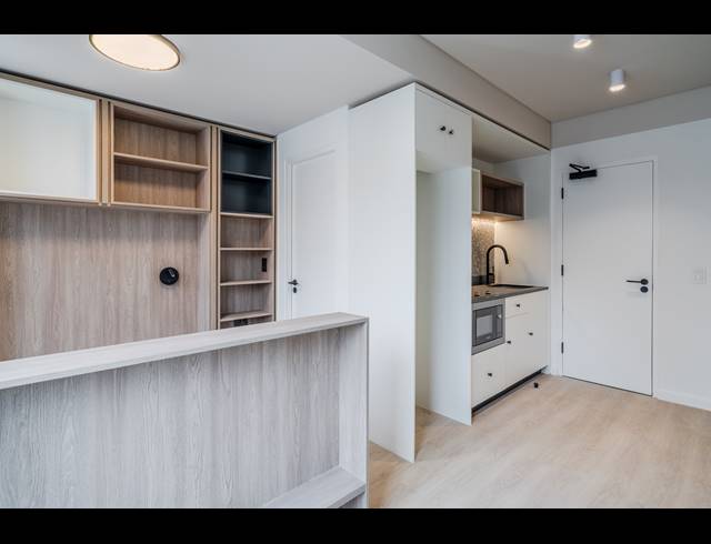 0.5 BEDROOM APARTMENT FOR SALE IN CAPE TOWN CITY CENTRE